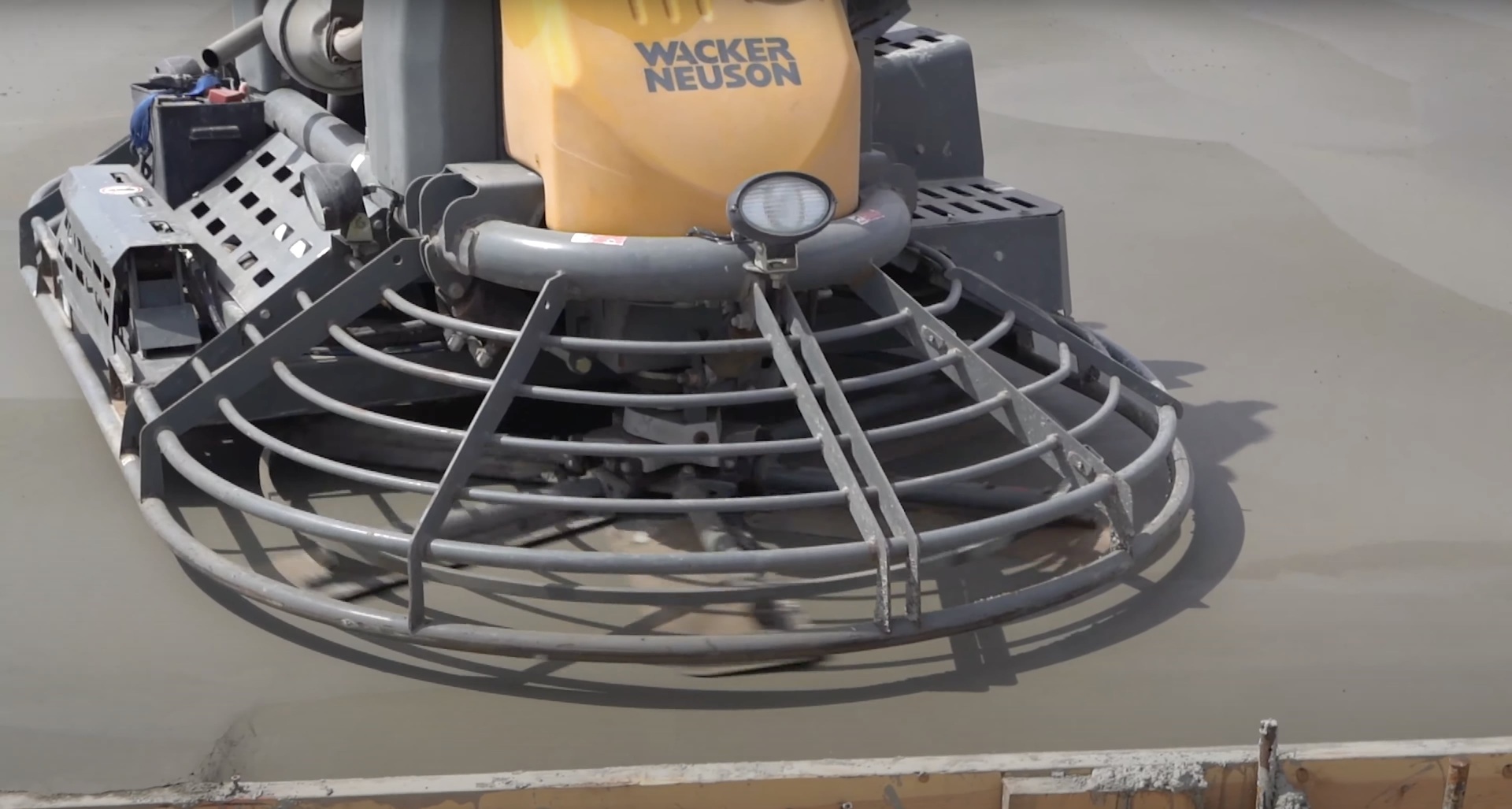 Gary Concrete - Professional power trowel equipment for smooth concrete finishes Professional concrete power trowel equipment used for superior concrete finishing